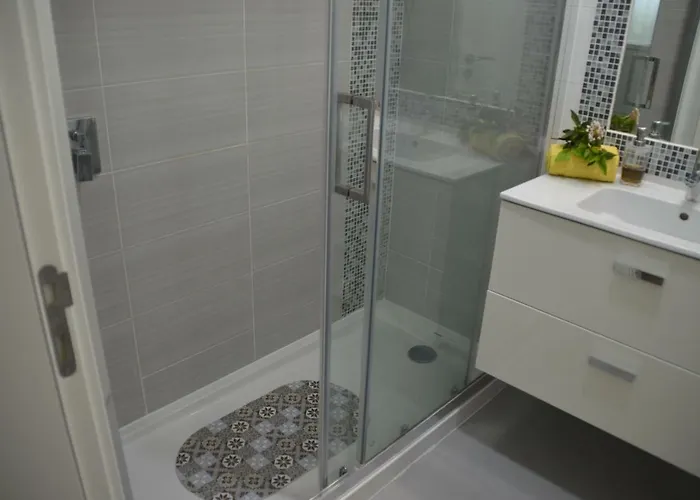 Amazing & Pool With Garden * セシンブラ