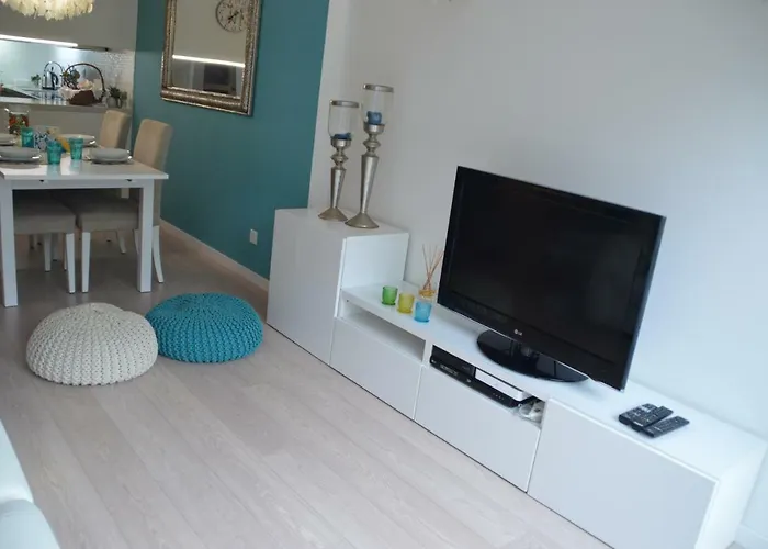 Amazing & Pool With Garden 別荘 *