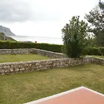 Dom wakacyjny Amazing & Pool With Garden