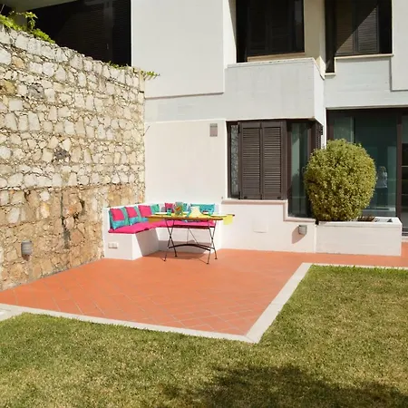 Amazing & Pool With Garden Sesimbra