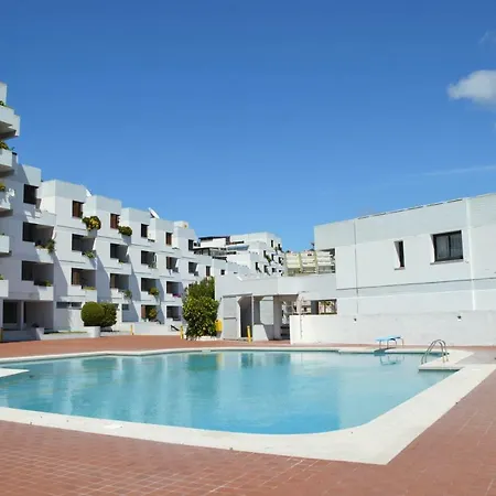 Ferienhaus Amazing & Pool With Garden *