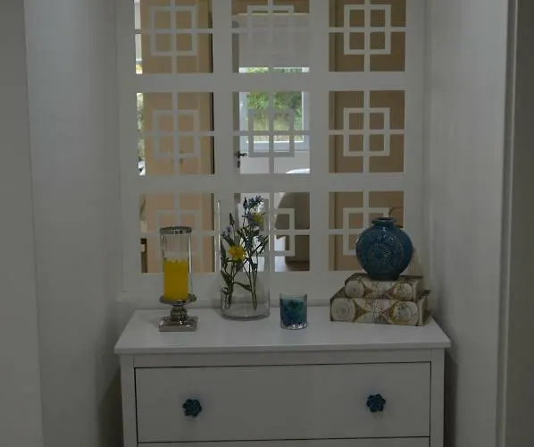 Amazing & Pool With Garden