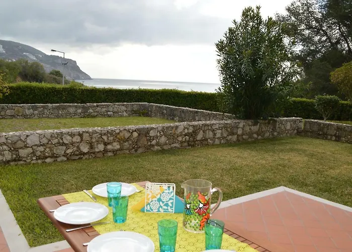 Σπίτι διακοπών Amazing & Pool With Garden *