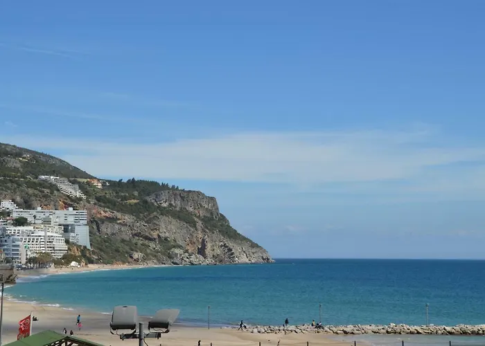 Amazing & Pool With Garden Σεσίμπρα